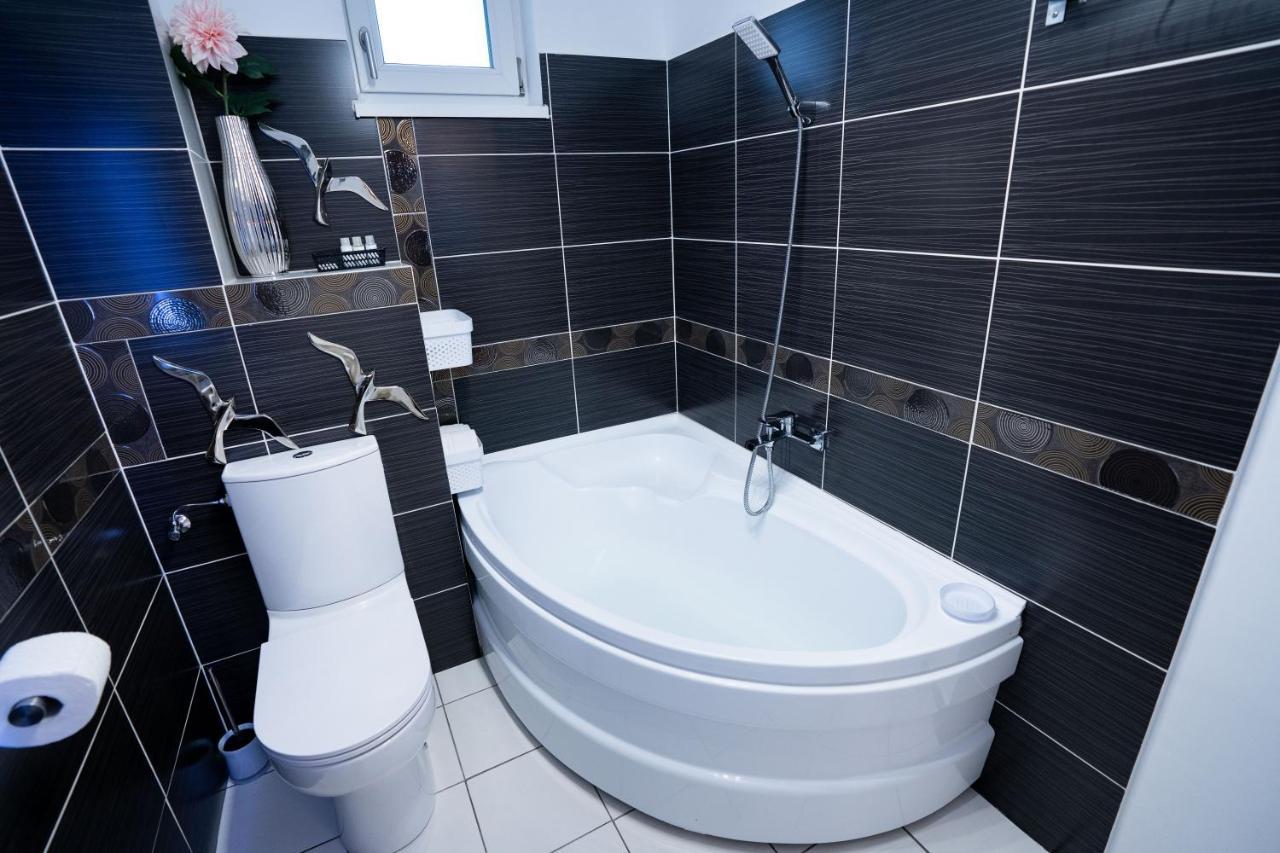 Rcity Apartament 4 Apartment Bucureşti Ngoại thất bức ảnh